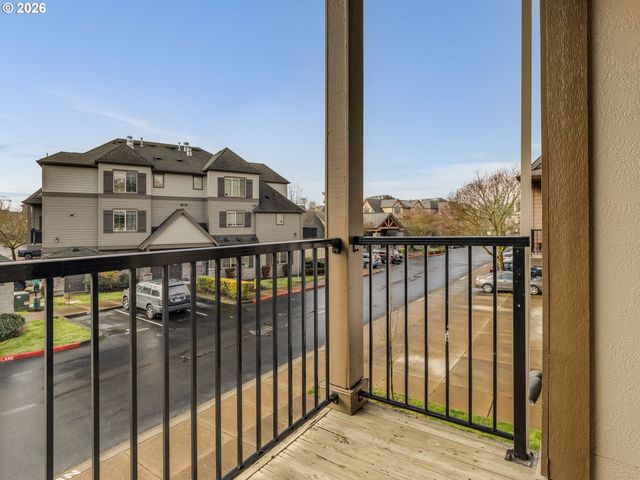 8139 Ne ROCKNE Way, Hillsboro, OR 97006