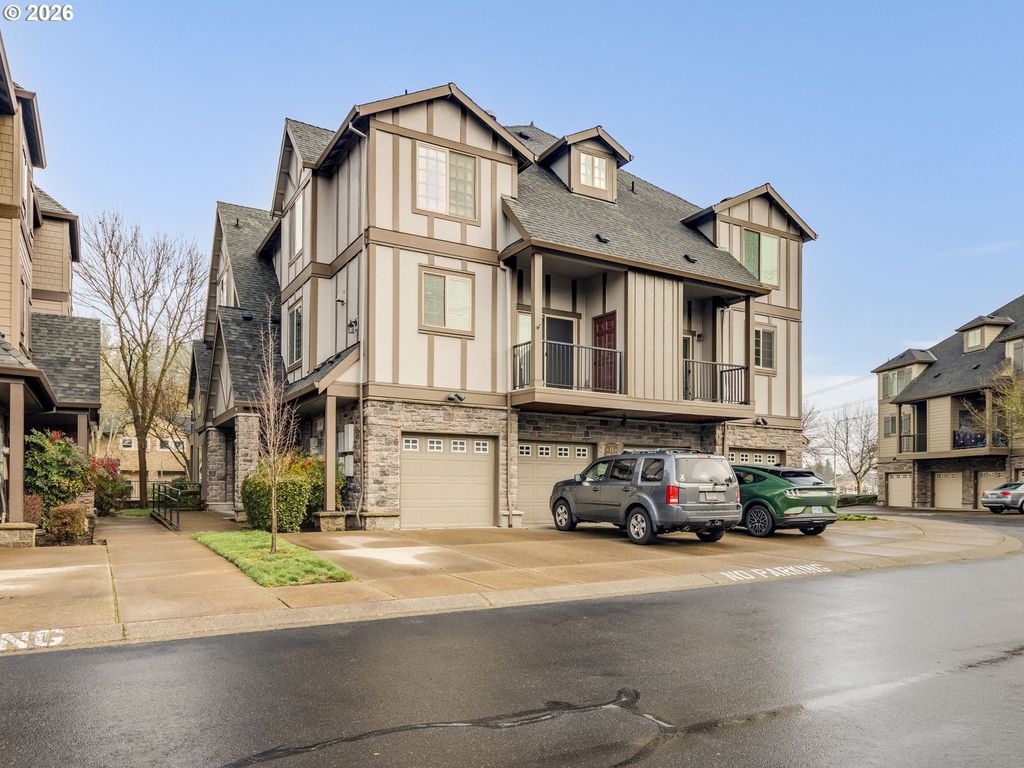 8139 Ne ROCKNE Way, Hillsboro, OR 97006