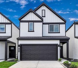 3002 Crown Gate Drive, Houston, TX 77047
