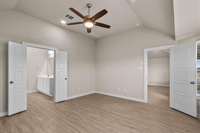 8438 Jetty Glen Drive, Cypress, TX 77433