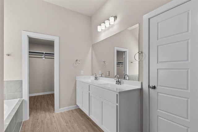 8438 Jetty Glen Drive, Cypress, TX 77433