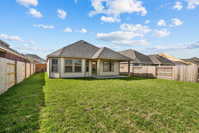 8438 Jetty Glen Drive, Cypress, TX 77433