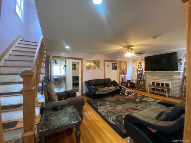 24 Lent Avenue, Hempstead, NY 11550