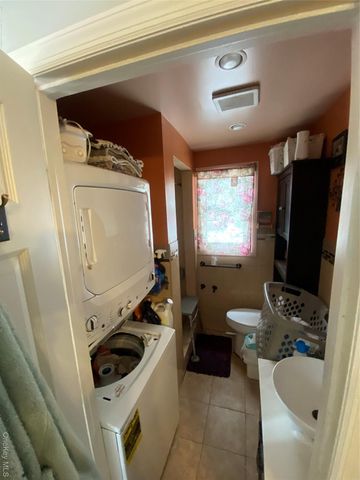 24 Lent Avenue, Hempstead, NY 11550