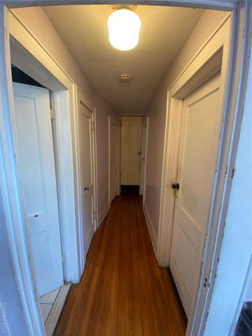 24 Lent Avenue, Hempstead, NY 11550