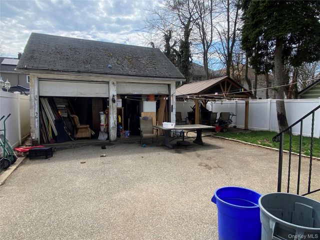 24 Lent Avenue, Hempstead, NY 11550