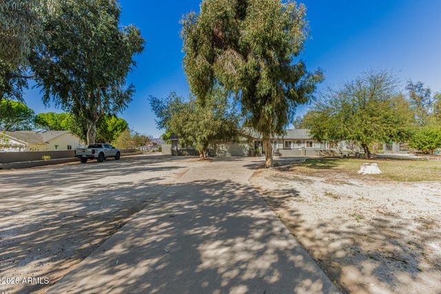 7040 N 177TH Avenue, Waddell, AZ 85355