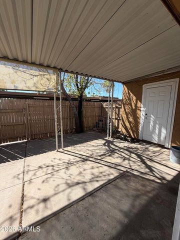 8235 N 34TH Drive, Phoenix, AZ 85051