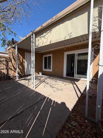 8235 N 34TH Drive, Phoenix, AZ 85051