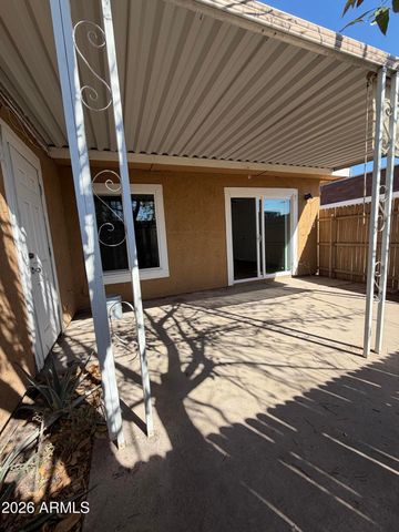 8235 N 34TH Drive, Phoenix, AZ 85051