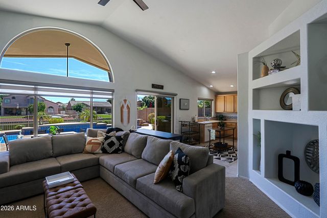 6799 W MONONA Drive, Glendale, AZ 85308