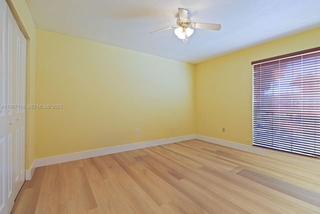 10816 N Kendall Drive R16, Miami, FL 33176