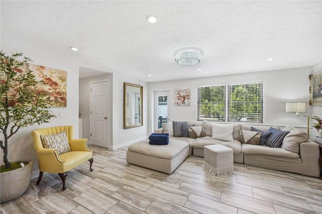 4925 REMINGTON DRIVE, Sarasota, FL 34234