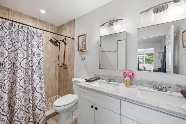 4925 REMINGTON DRIVE, Sarasota, FL 34234