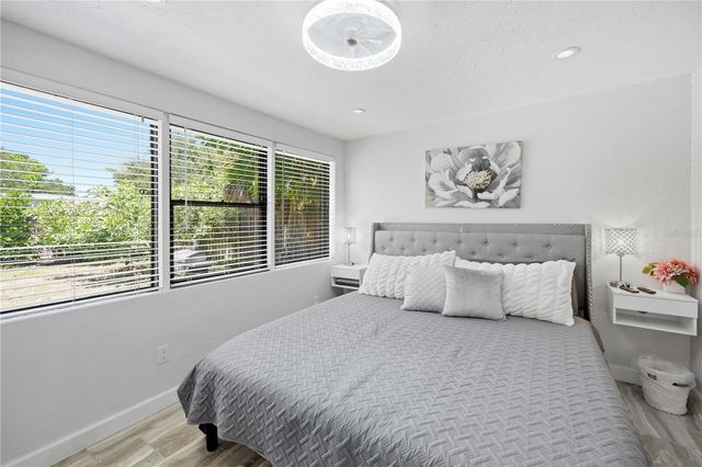 4925 REMINGTON DRIVE, Sarasota, FL 34234