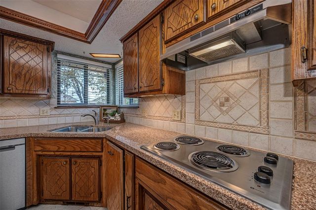 8129 NW 82nd Street, Oklahoma City, OK 73132