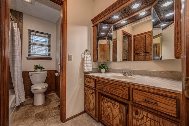 8129 NW 82nd Street, Oklahoma City, OK 73132