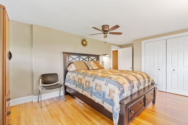 26 Woodlawn Avenue, Chelmsford, MA 01824