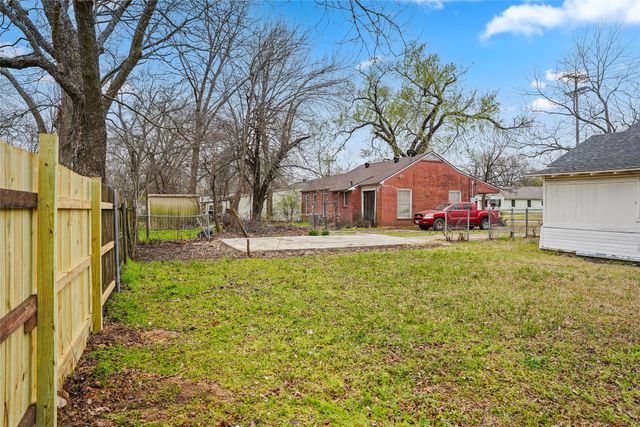 304 Texas Street, Sulphur Springs, TX 75482