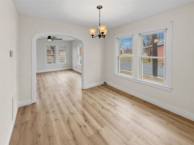 304 Texas Street, Sulphur Springs, TX 75482