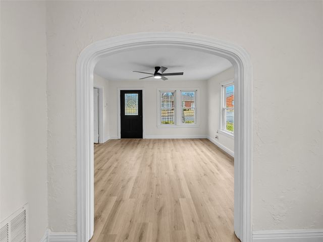 304 Texas Street, Sulphur Springs, TX 75482