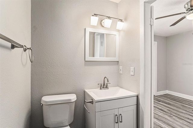 708 E BROAD STREET, Tampa, FL 33604