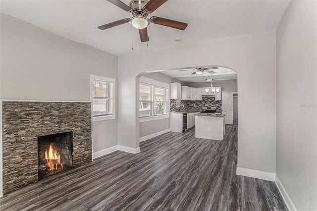 708 E BROAD STREET, Tampa, FL 33604