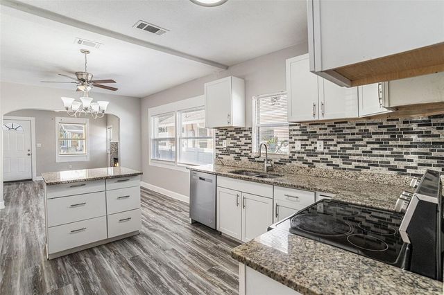 708 E BROAD STREET, Tampa, FL 33604