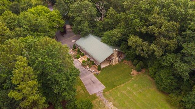 565 Owens Gin Road NE, Calhoun, GA 30701