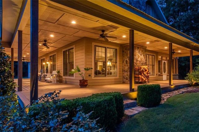 565 Owens Gin Road NE, Calhoun, GA 30701