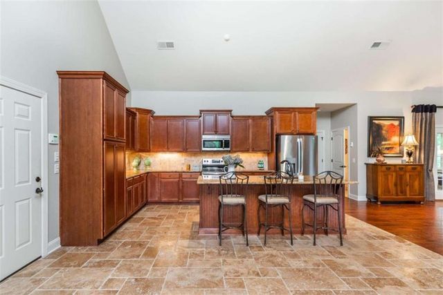 565 Owens Gin Road NE, Calhoun, GA 30701