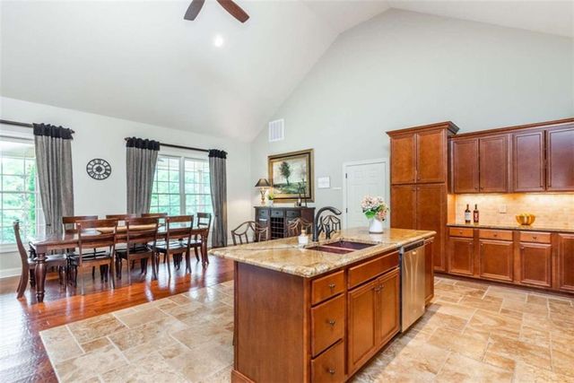 565 Owens Gin Road NE, Calhoun, GA 30701