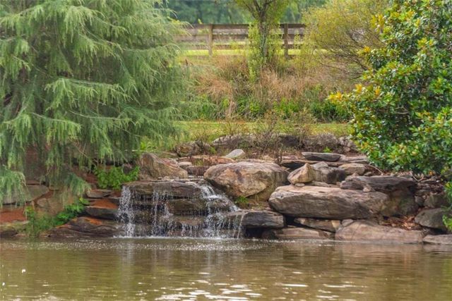 565 Owens Gin Road NE, Calhoun, GA 30701