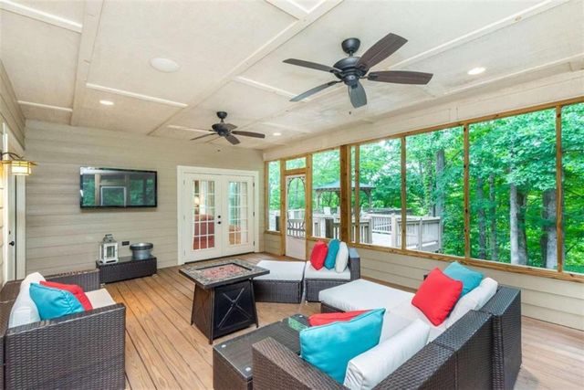 565 Owens Gin Road NE, Calhoun, GA 30701