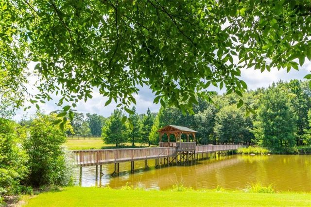 565 Owens Gin Road NE, Calhoun, GA 30701