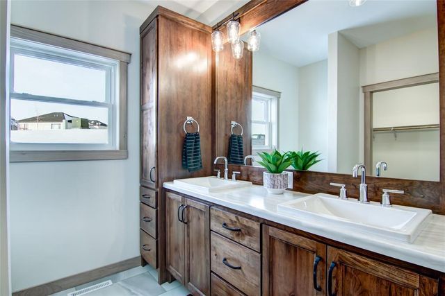 701 Roma Street, Eau Claire, WI 54701