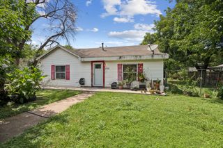 2721 Summer Avenue, Waco, TX 76708