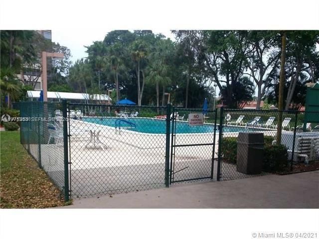 1000 St Charles Place 609, Pembroke Pines, FL 33026