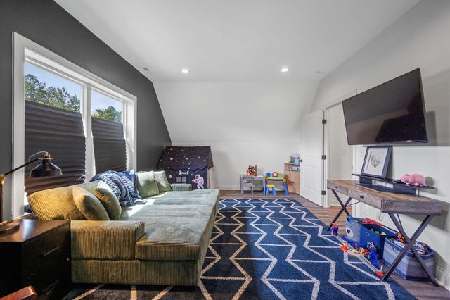 4632 Pattentown Road, Ooltewah, TN 37363