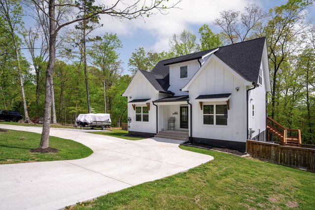 4632 Pattentown Road, Ooltewah, TN 37363