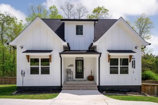 4632 Pattentown Road, Ooltewah, TN 37363