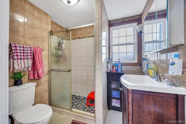 91-13 184th Street, Hollis, NY 11423