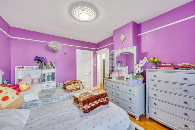 91-13 184th Street, Hollis, NY 11423