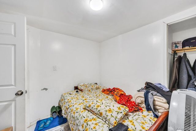 91-13 184th Street, Hollis, NY 11423