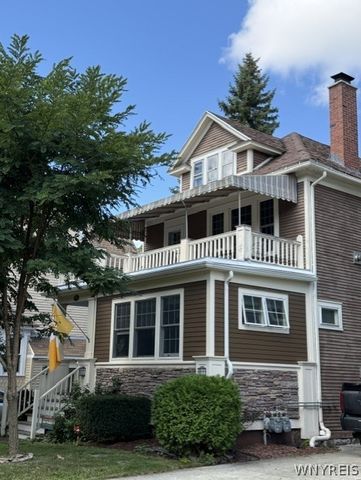 765 Crescent Avenue, Buffalo, NY 14216