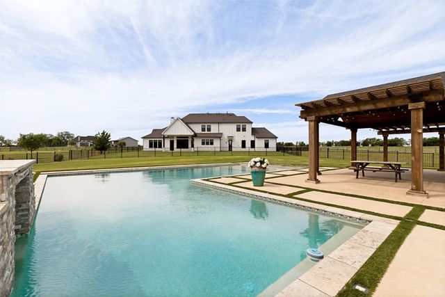 1505 E Winningkoff Road, Lucas, TX 75002