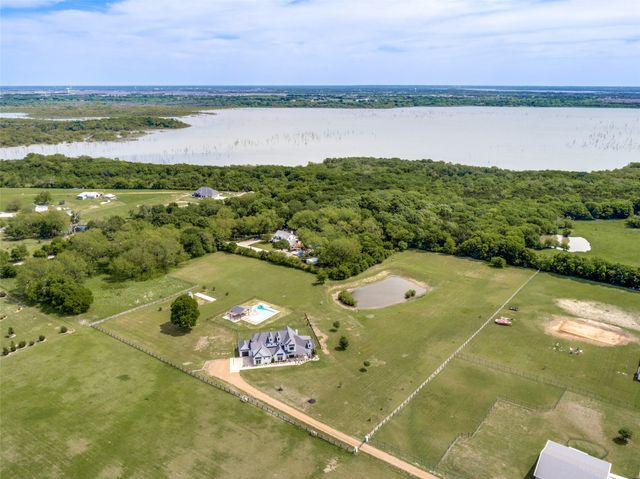 1505 E Winningkoff Road, Lucas, TX 75002