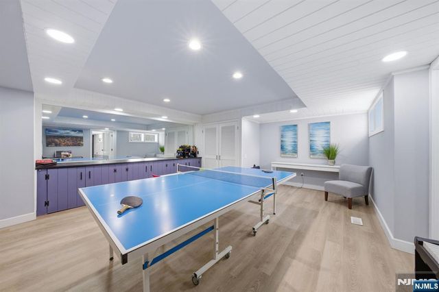 55 Oxford Drive, Tenafly, NJ 07670