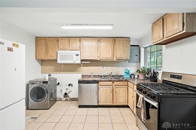 4792 Loxley Drive, Moraine, OH 45439