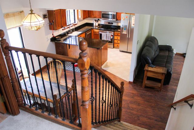 8311 N Greenwood Ct, Spokane, WA 99208